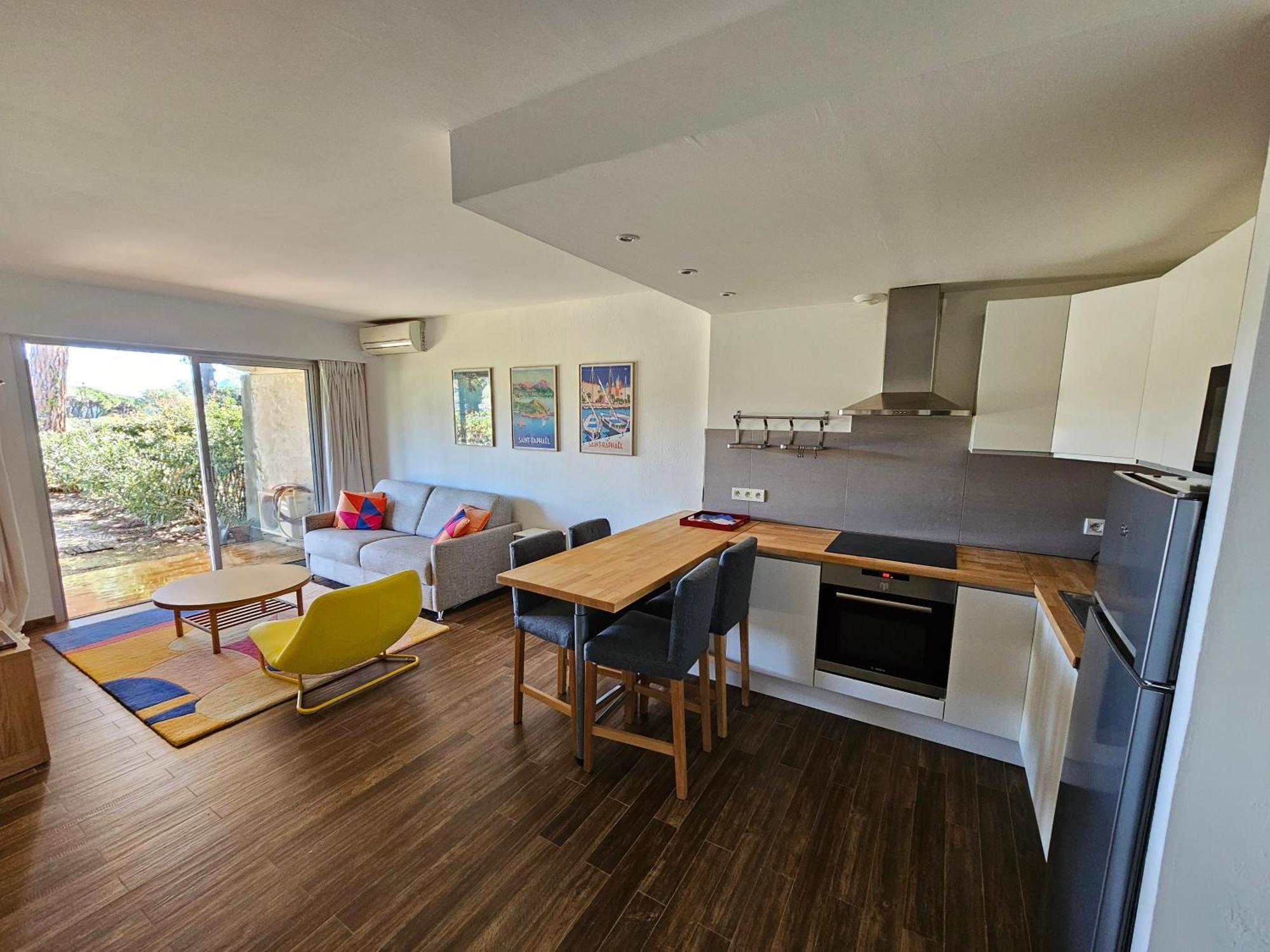Appartement Golf De Valescure Avec Jardin Saint-Raphaël Zewnętrze zdjęcie